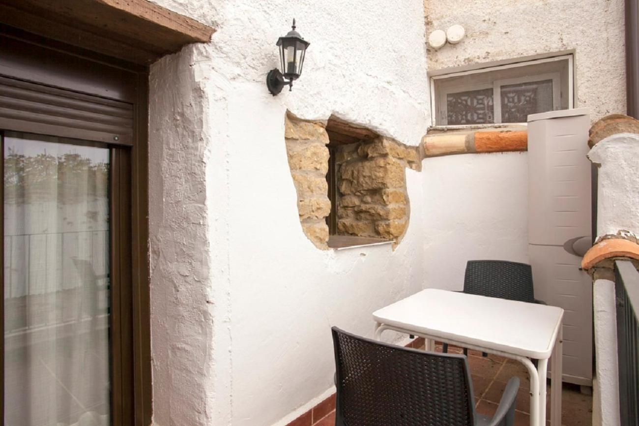 Apartamentos Casa Samper Santa Eulalia de Gállego Szoba fotó